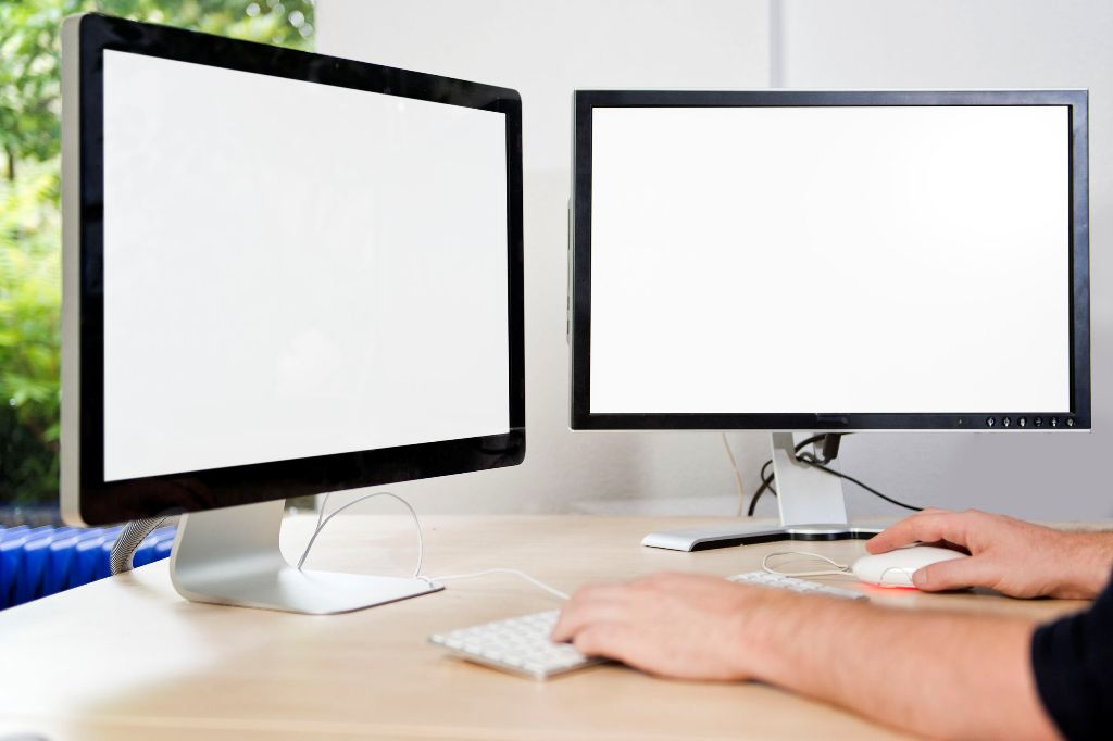 How to extend two monitors with one HDMI port - Quora